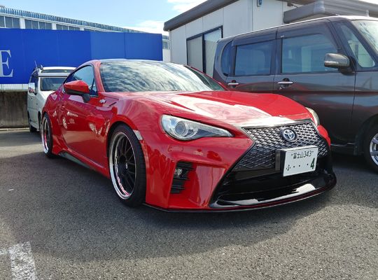 車